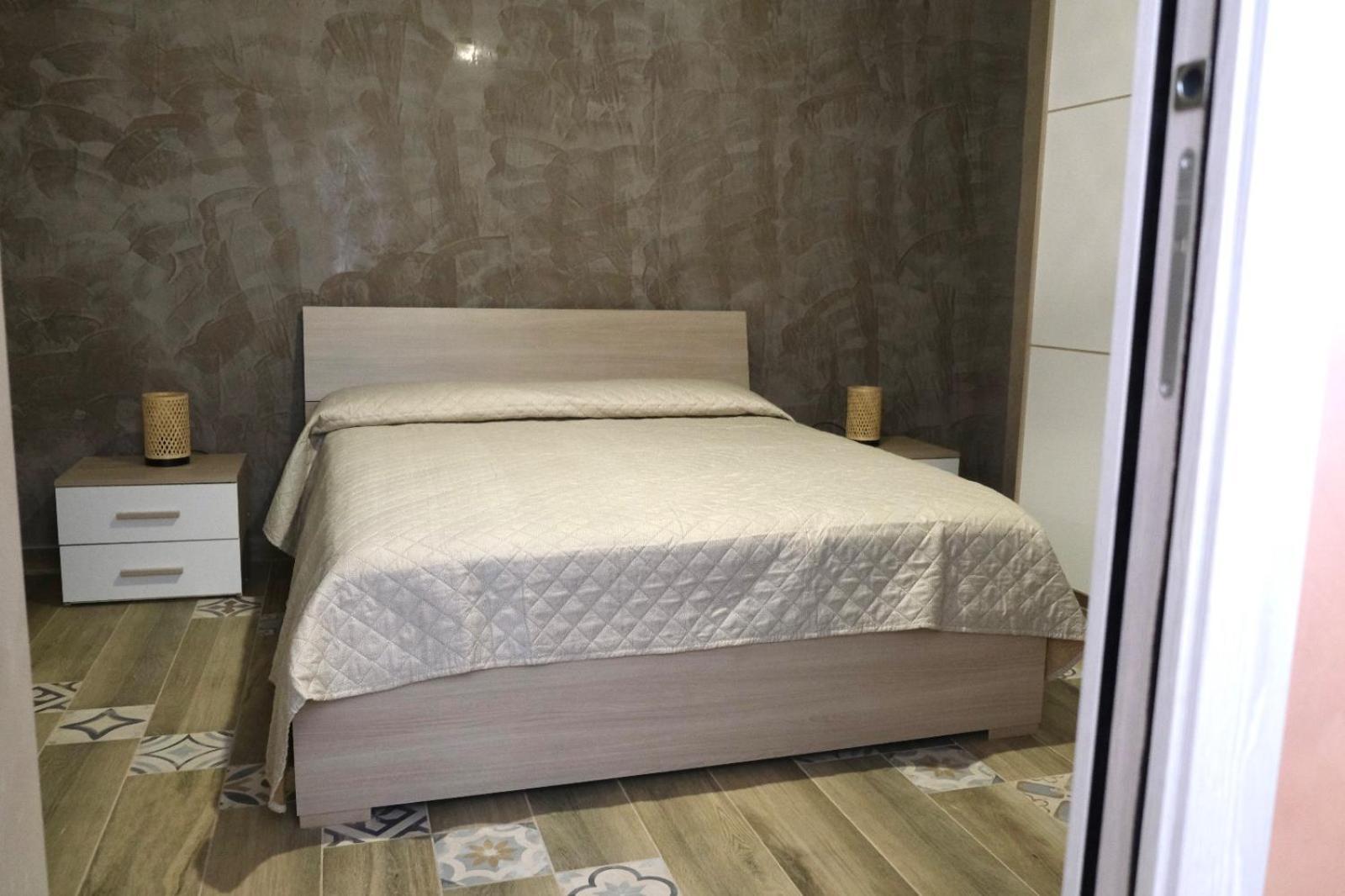 Sweet House Melania Apartment Catania Bagian luar foto